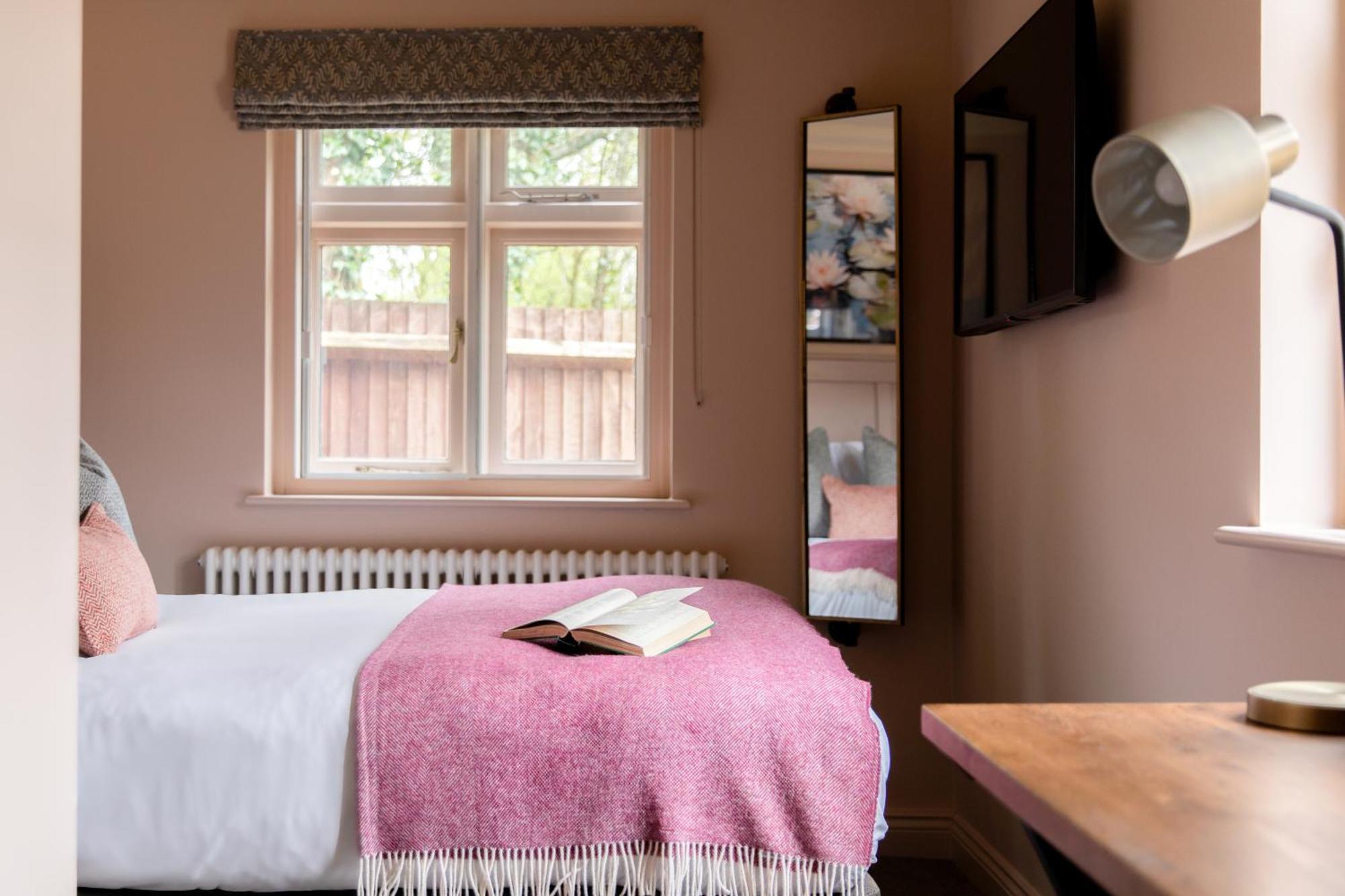The Carnarvon Arms Hotell Newbury  Eksteriør bilde